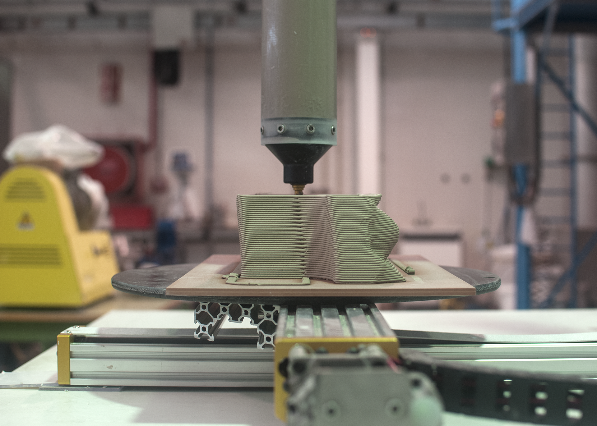 Snapshot of side view of printing process